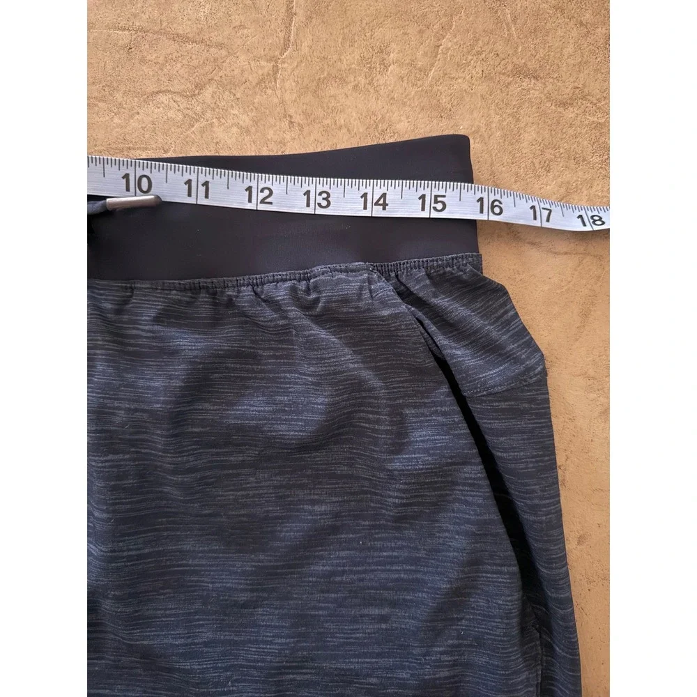 Lululemon T.H.E. Shorts Mens Large Navy Space Dye Heathered 11 Inseam
